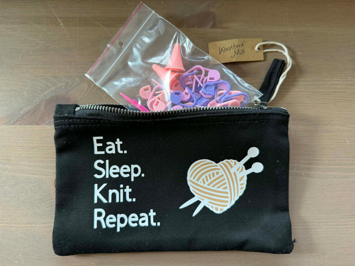 Strikkebag med tilbehør