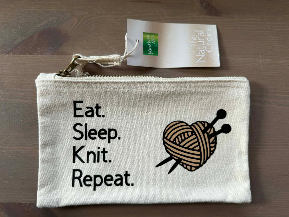 Strikkebag med tilbehør