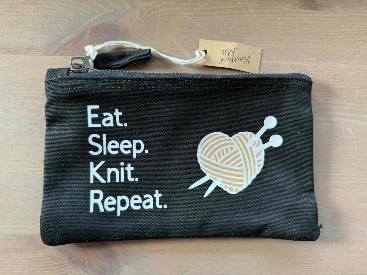 Strikkebag med tilbehør