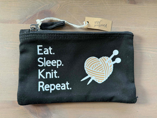Strikkebag med tilbehør